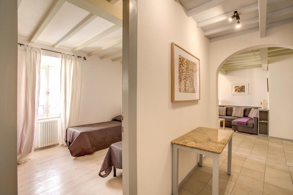 Apartment Three Bedroom Campo Dei Fiori Rom